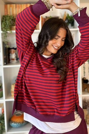 The Sunday Morning Stripe V Slouch Sweatshirt Aubergine Red